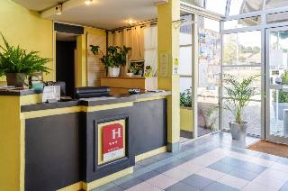 Logis Hotel Le Pont Bernet
