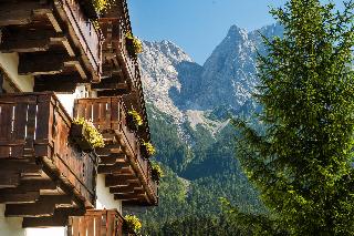 Bayern Resort Hotel & Apartments