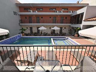 Maltepe Luxury Accommodation By Travelpro Services