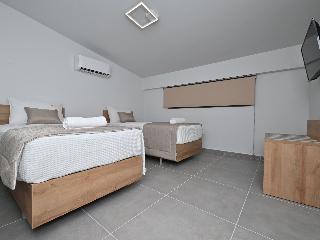 Maltepe Luxury Accommodation By Travelpro Services