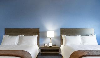 2 Queen Bed Mobility Accessible