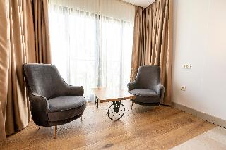 Room Room