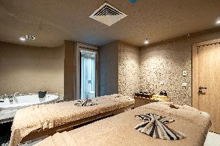Awen Lara Hotel
