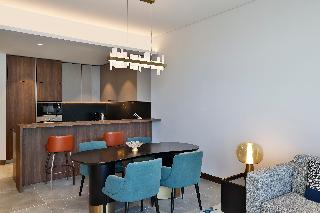 King One Bedroom Residential Suite W/Balcony
