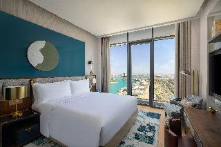 King Premier Three Bdrm Residential Ste-Sea V