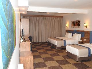 Feel And Live Hotel