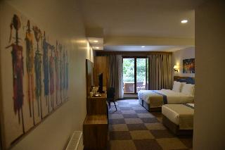 Feel And Live Hotel