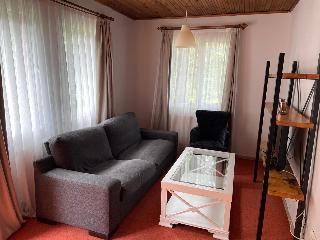Feel And Live Hotel