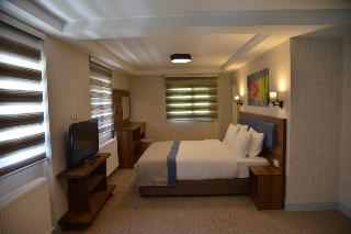 Feel And Live Hotel