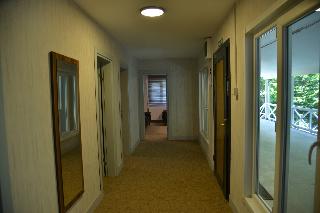 Feel And Live Hotel