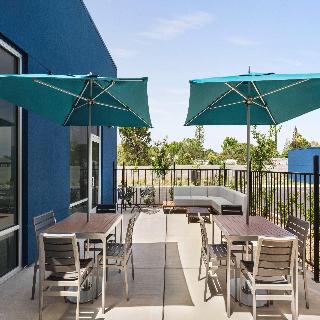 Hampton Inn & Suites Oroville