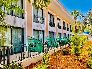 Polaris Hayat Motel