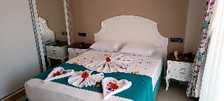 Polaris Hayat Motel