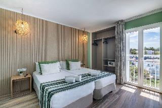Room Room