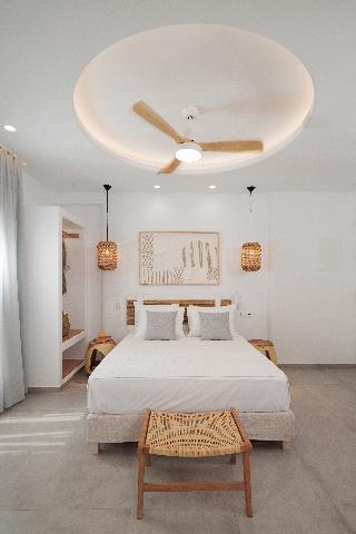 Agia Anna Living