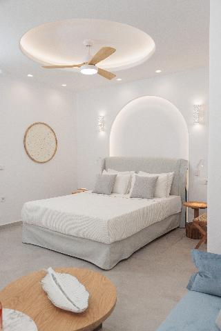 Agia Anna Living
