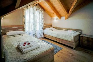 Room Room