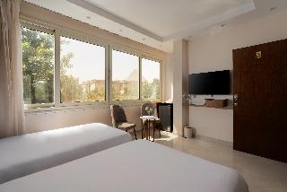 Room Room