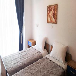 Pantheon Deluxe Apartments