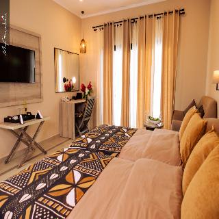 Bakadaji Hotel