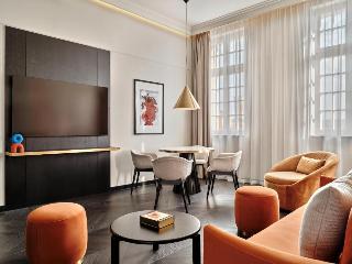 Room Room