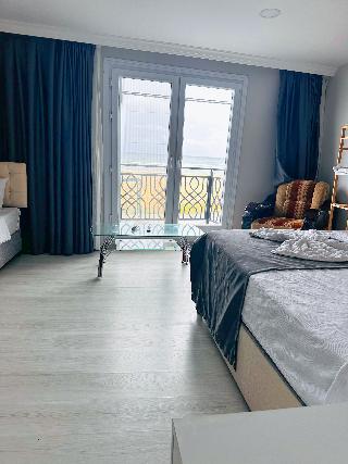 Airport Black Sea Hotel & Restaurant