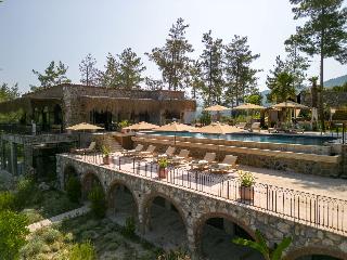 Izz Getaway Boutique Hotel