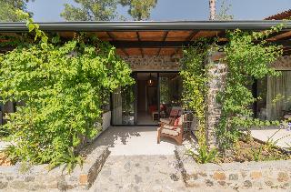 Izz Getaway Boutique Hotel