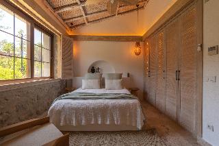 Izz Getaway Boutique Hotel