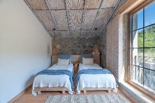 Izz Getaway Boutique Hotel