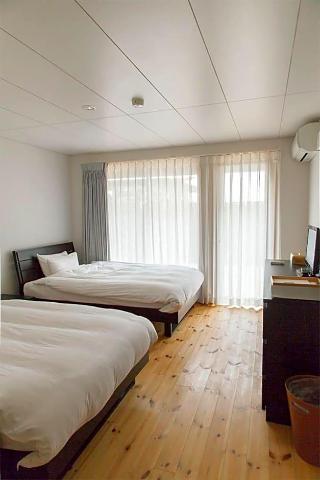 Room Room