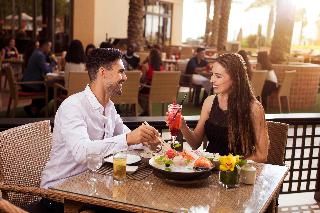Amwaj Rotana-Jumeirah Beach - Restaurant