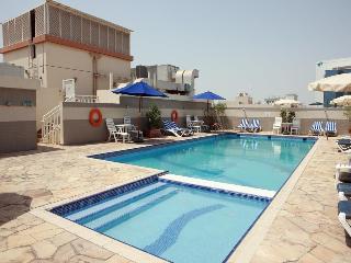 Rose Garden Hotel Apartments - Bur Dubai - Pool