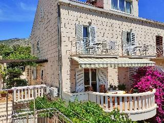 Apartments Milka Miho