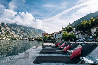 Galathea Hotel