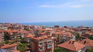 Roel Residence Apartments