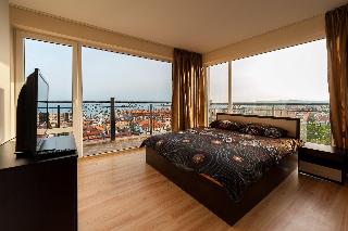 Roel Residence Apartments