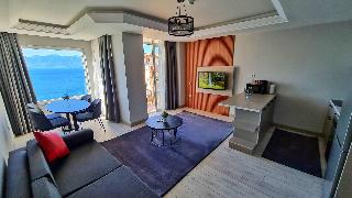 Letstay Panorama Suites