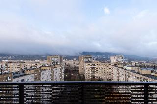 Waterfront City Apartments By Urbanrent