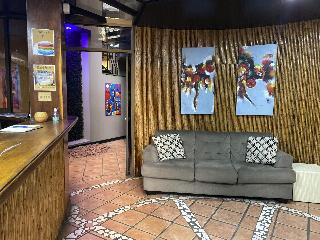 Alajuela Backpackers Airport Hostel