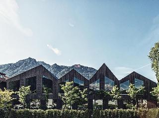 Quartier Lodges Tagesbar Forum