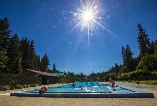 Loboga Resort