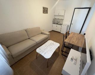 Esmana Otel