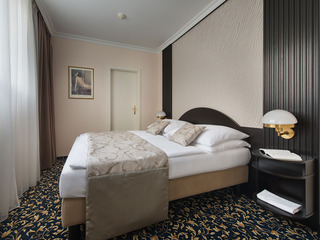 EA Hotel Royal Esprit - Zimmer