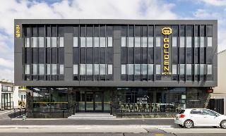 Golden Hotel