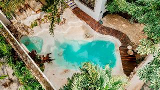 Enigmatic Hotel Experience