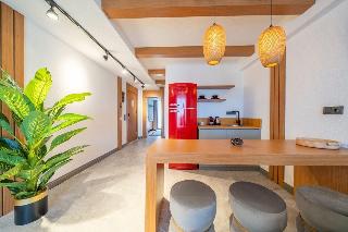 Lupia Suites