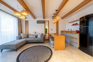 Lupia Suites