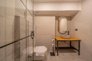 Lupia Suites