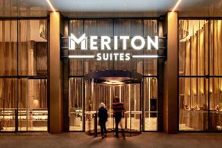 Meriton Suites Canberra